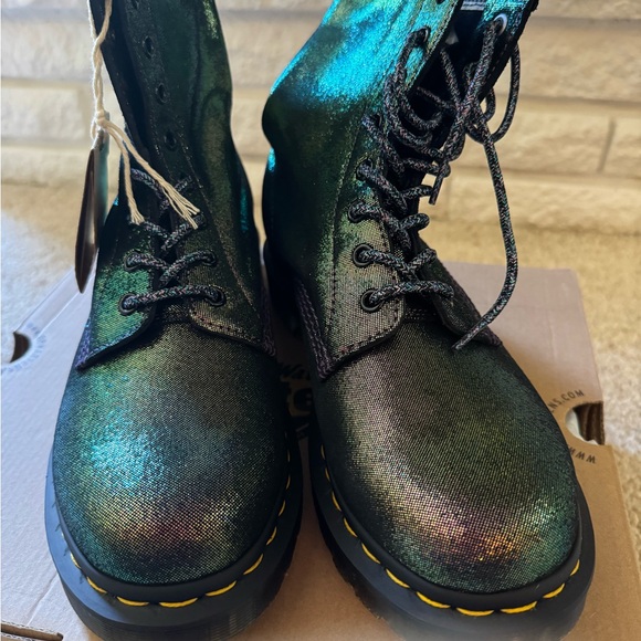 Dr. Martens 1460 Multicolor Iridescent Boots- Purple/Gold - US Size 10W NWT - Picture 4 of 6